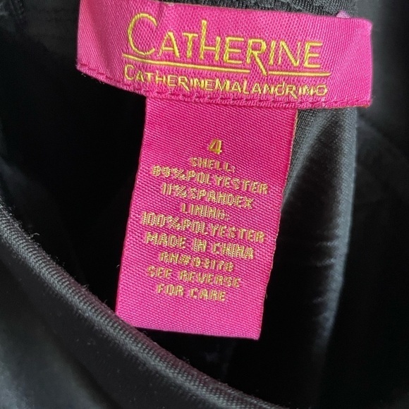 Beautiful elegant  Black flared skirt by Catherine Malandrino. Size 4 - Picture 4 of 9